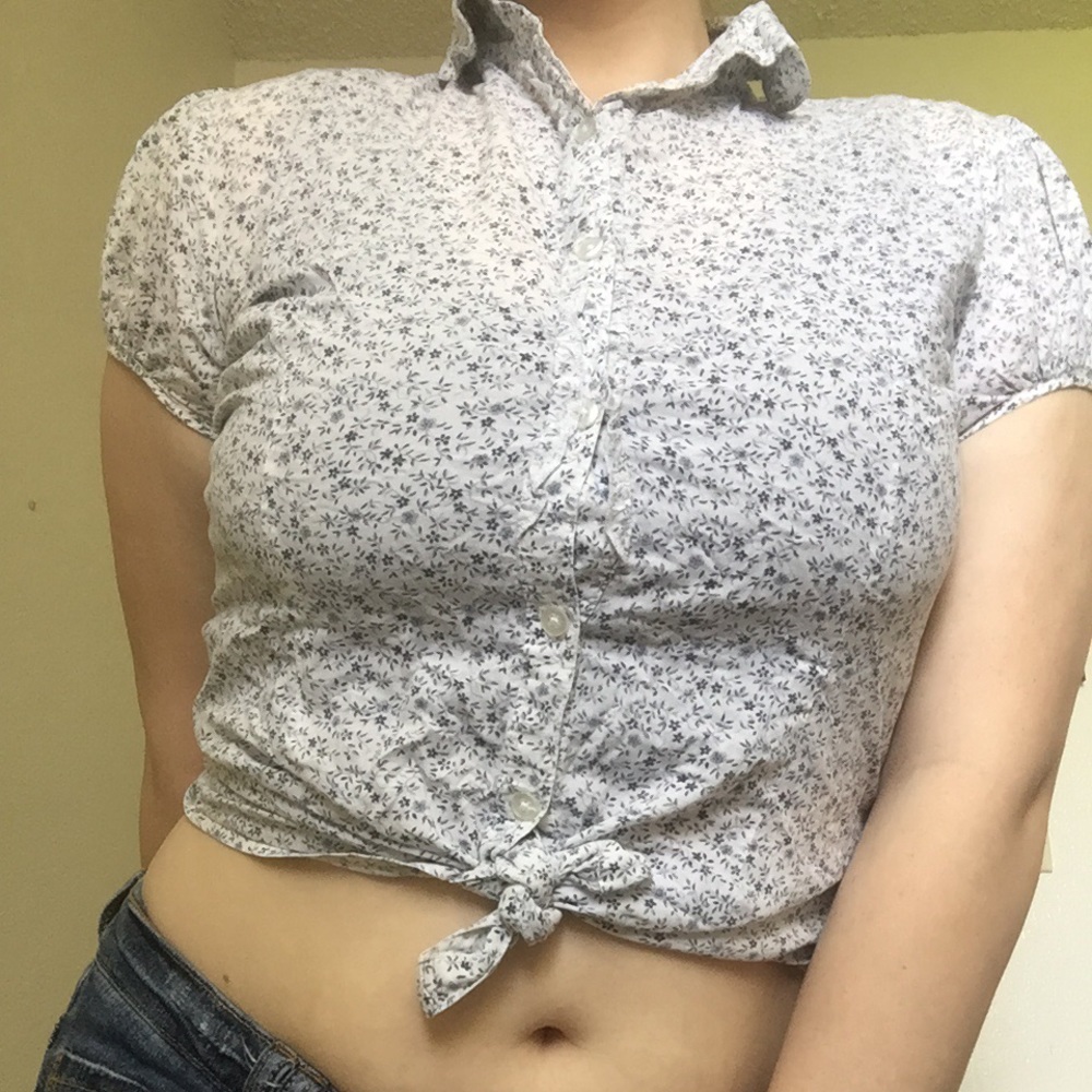 Gap very cute little flower collared shirt